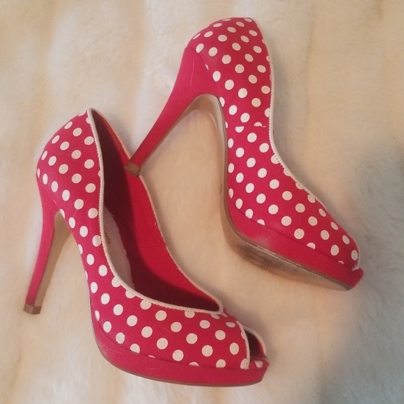 Charlotte Russe Red Polk A Dot Peep toe size 7 - Picture 2 of 3